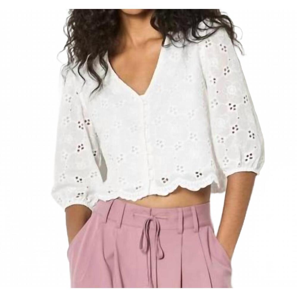 NEW APRICOT daisy broderie top in white